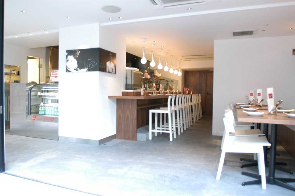 PIZZA SALVATORE CUOMO �㊯�R �X��1