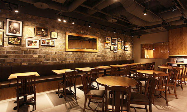 SALVATORE CUOMO & BAR q