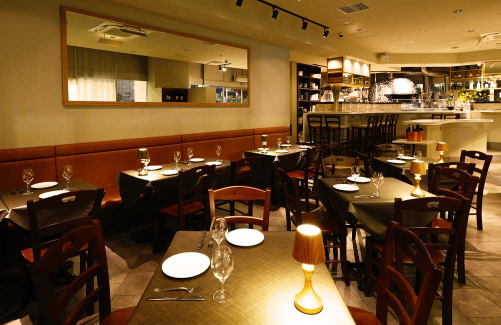 OSTERIA SALVATORE �D�y �X��3
