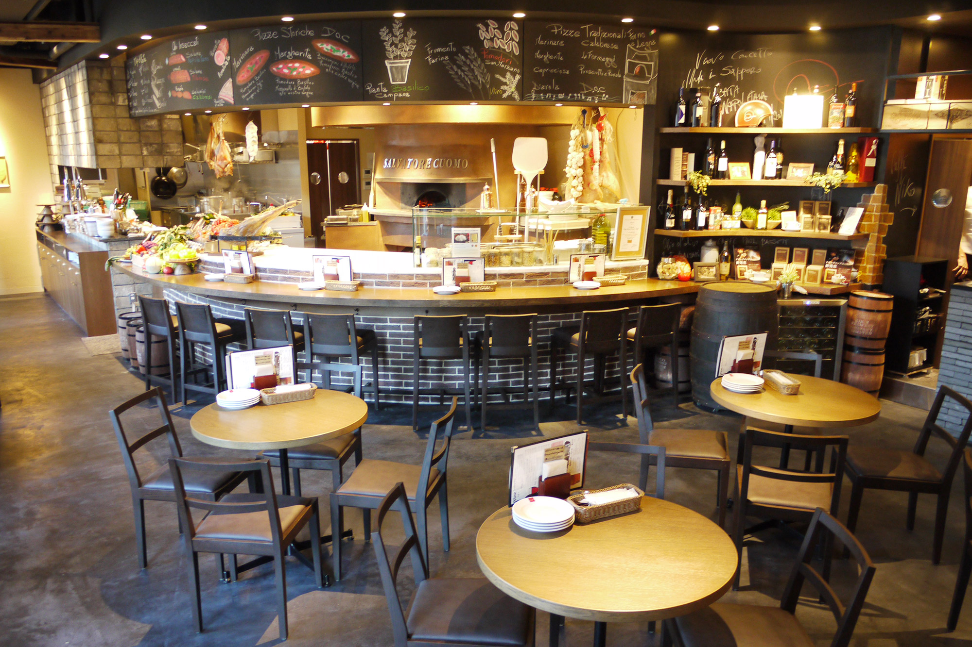 SALVATORE CUOMO & BAR ��������1