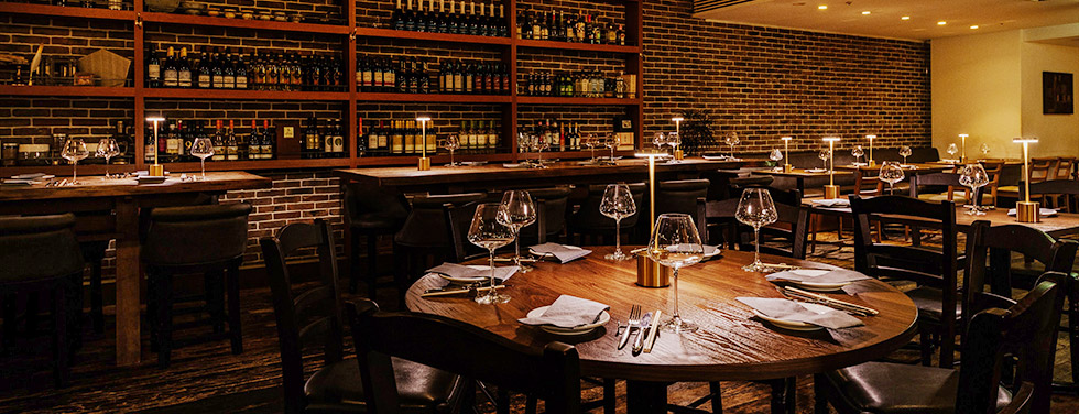 PIZZA SALVATORE CUOMO & BAR Vh